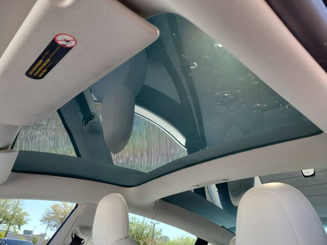 Used 2020 Tesla Model 3 Performance image 29