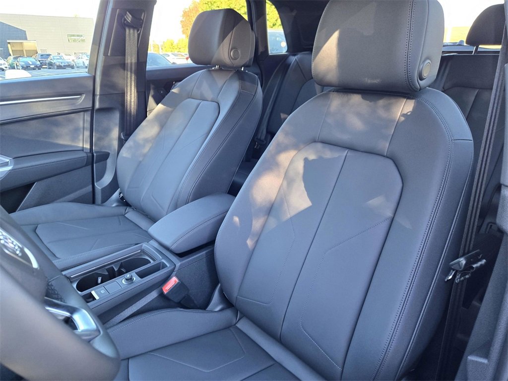 New 2025 Audi Q3 2.0T Premium image 20
