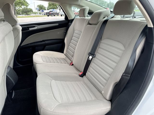 Used 2018 Ford Fusion S FWD image 21