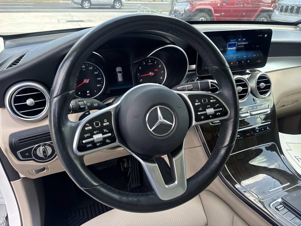 Used 2020 Mercedes-Benz GLC 300 4MATIC w/ Multimedia Package image 24