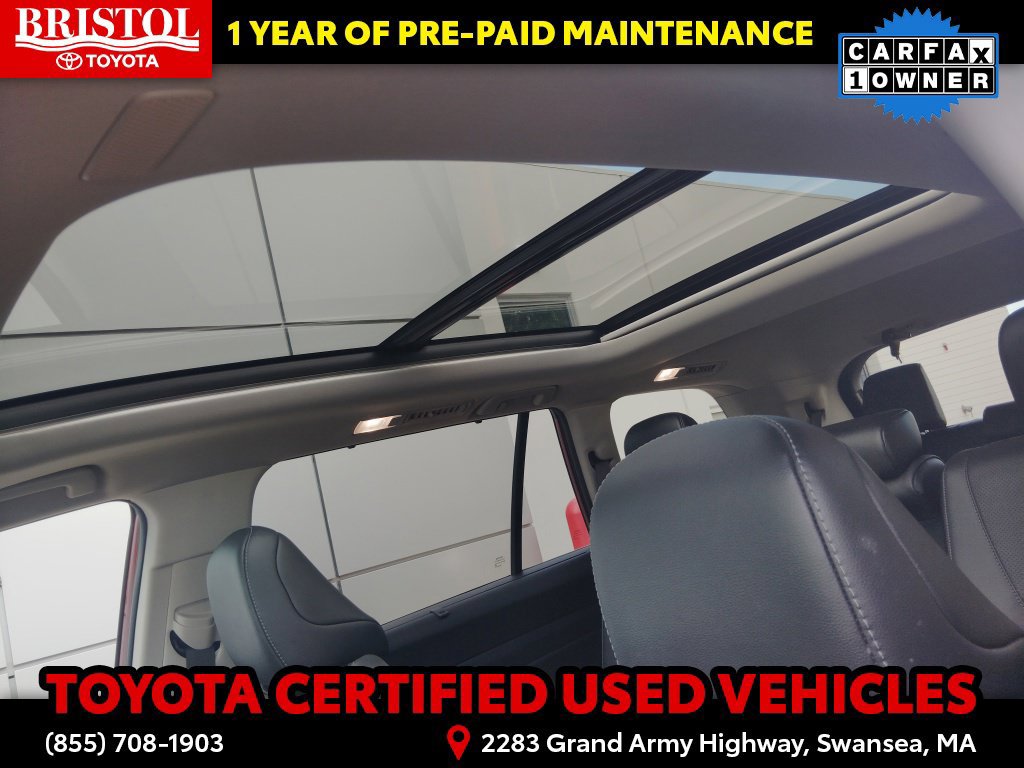 Certified 2024 Toyota Grand Highlander AWD image 24