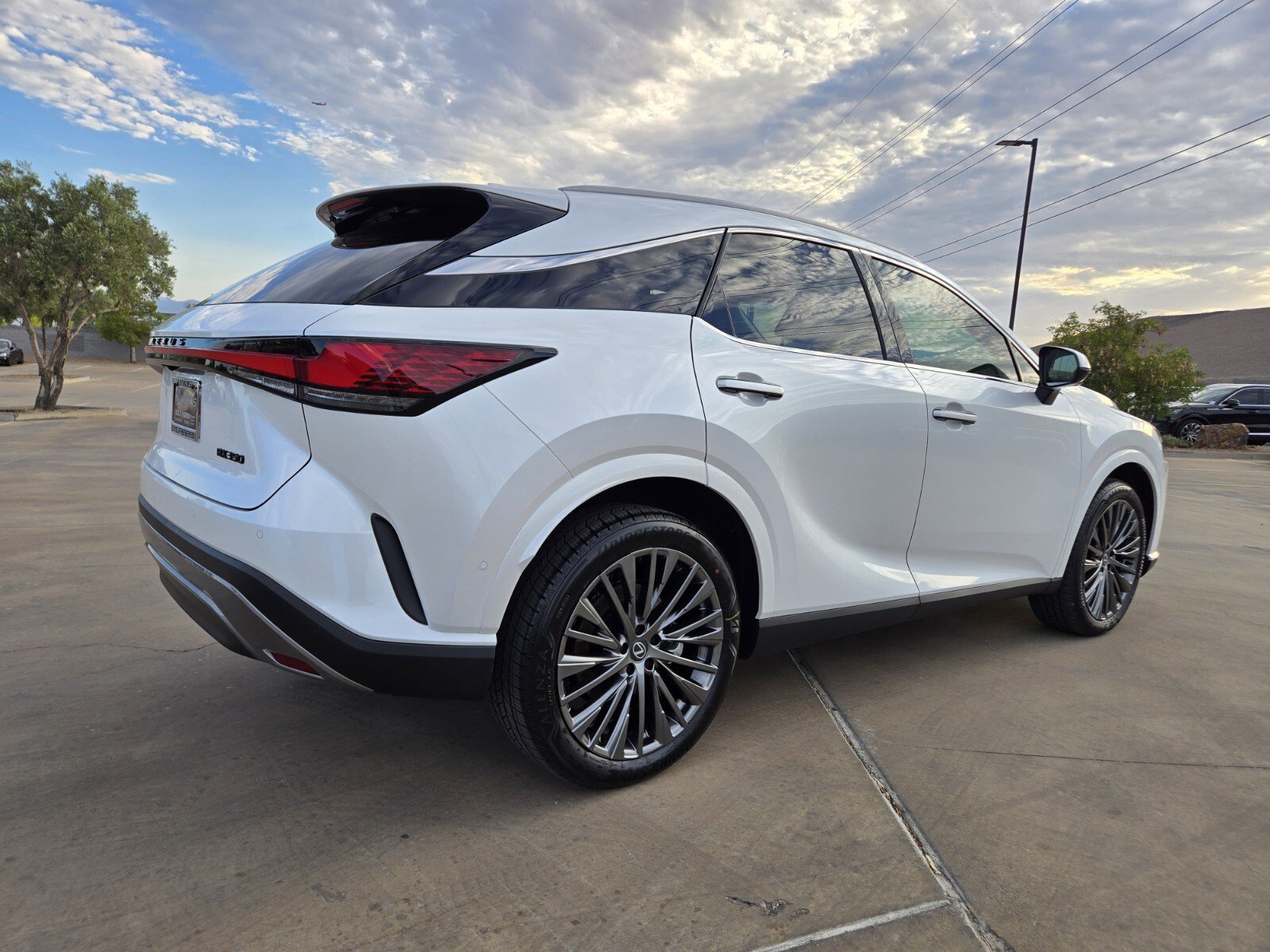 New 2026 Lexus RX 350 FWD image 3