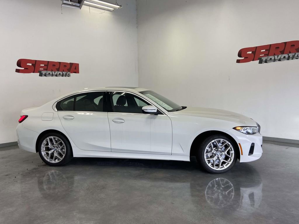Used 2025 BMW 330i xDrive Sedan w/ Convenience Package image 2