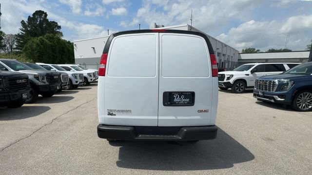New 2026 GMC Savana 2500 RWD image 7