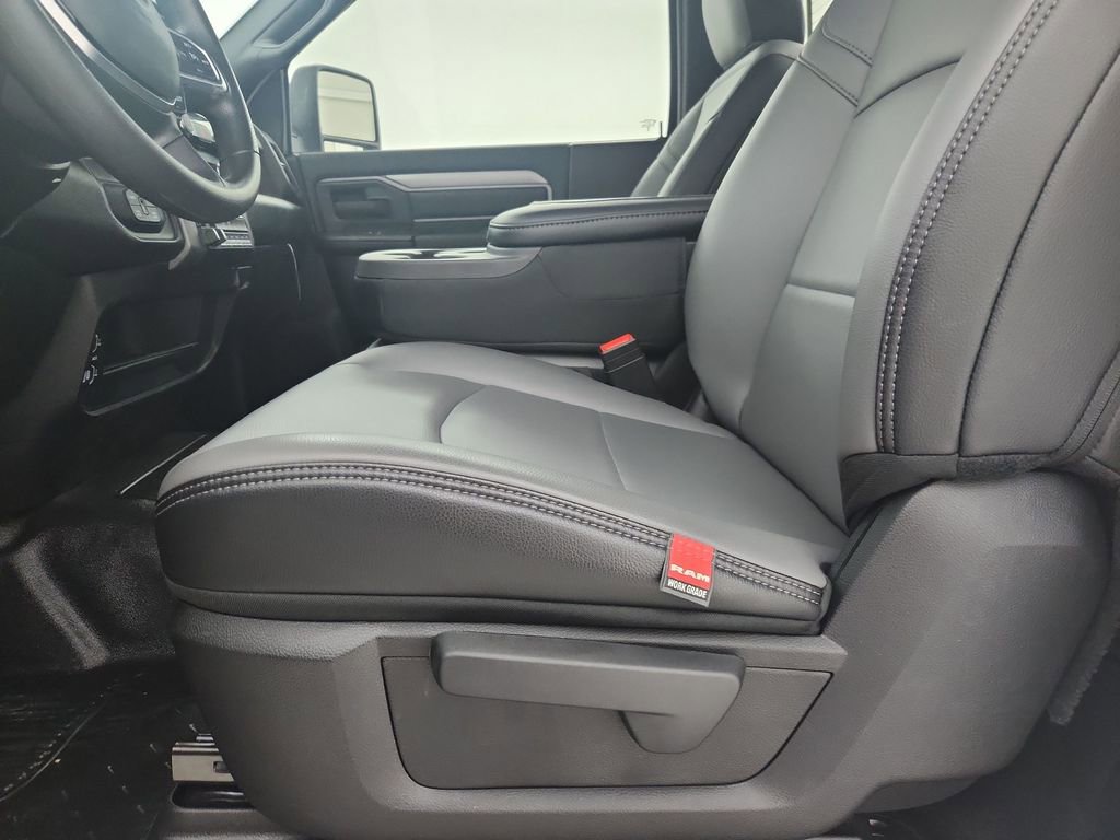 New 2026 RAM 3500 Tradesman w/ Chrome Appearance Group A image 12