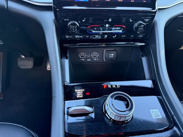 New 2025 Jeep Grand Cherokee Limited image 21