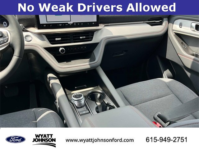 New 2025 Ford Explorer Active image 17