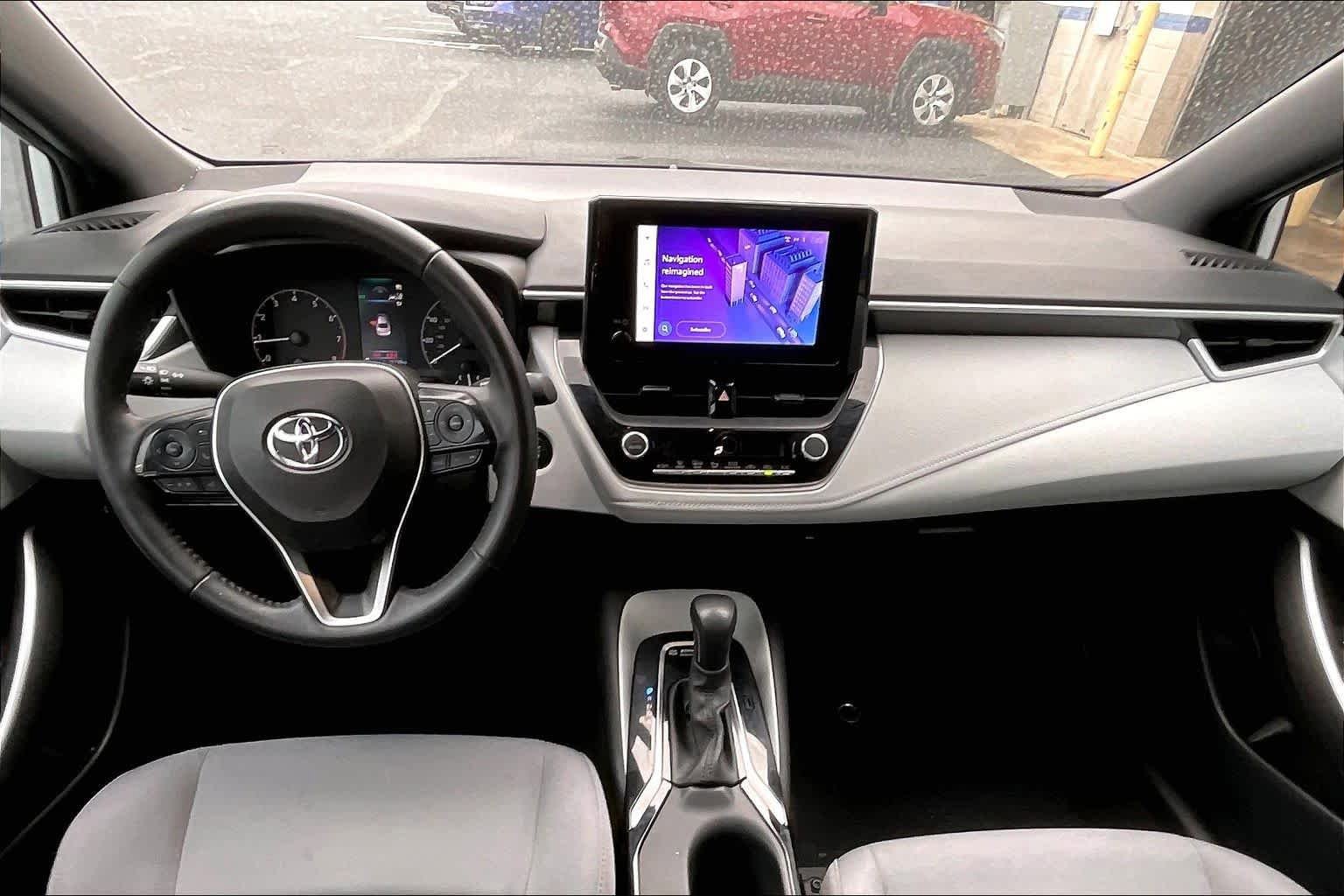 Used 2024 Toyota Corolla SE FWD image 15