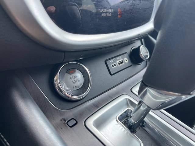 Used 2019 Nissan Murano Platinum w/ Cargo Package FWD image 22