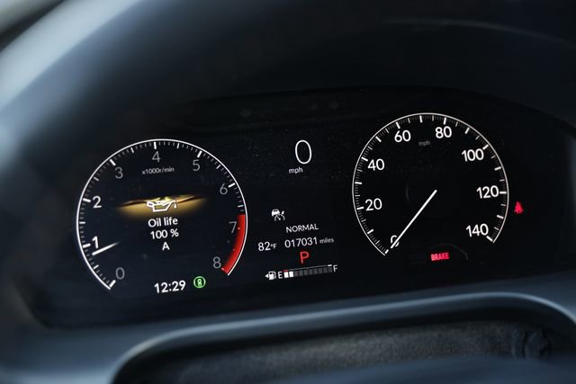 Certified 2025 Honda HR-V Sport image 30