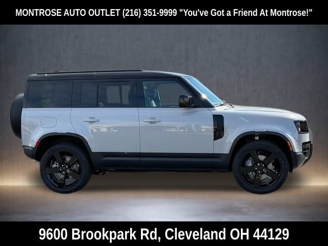 New 2026 Land Rover Defender 110 S image 7