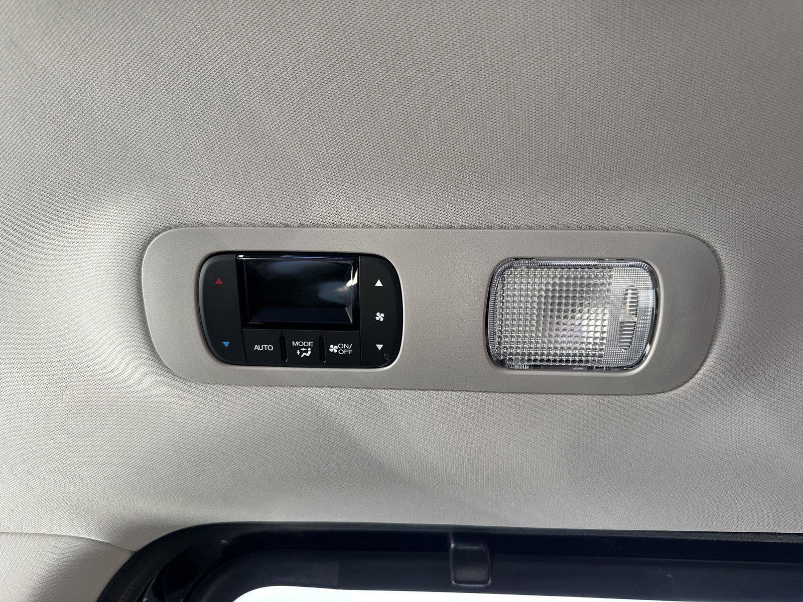 New 2026 Honda Odyssey Touring image 12