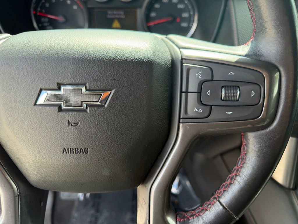 Used 2021 Chevrolet Suburban RST w/ Luxury Package image 19