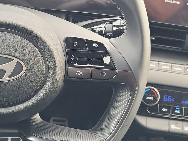 New 2025 Hyundai Elantra SEL image 29