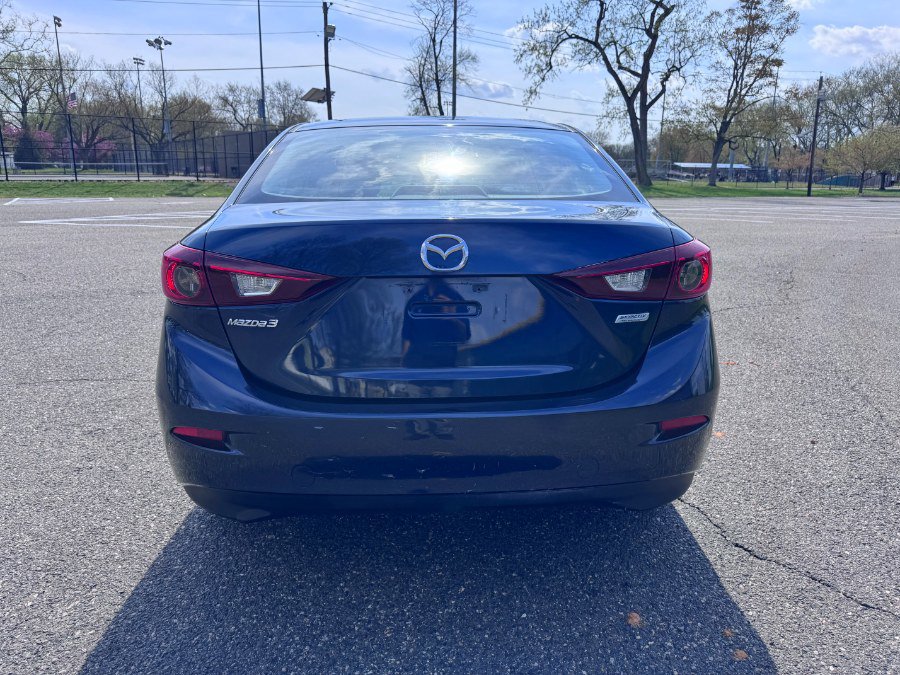 Used 2015 MAZDA MAZDA3 i SV FWD image 5