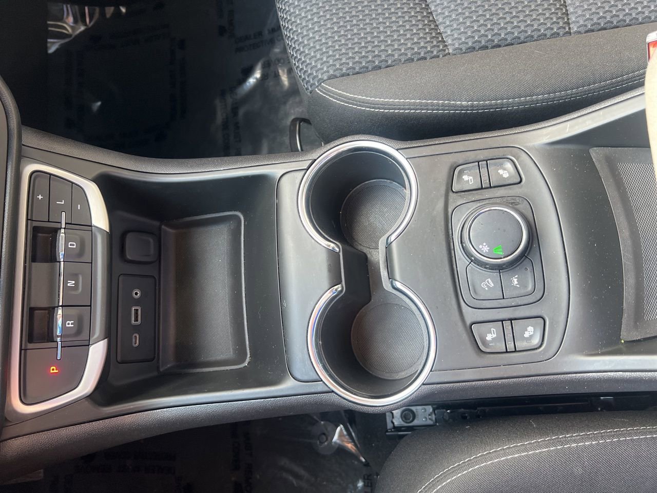 Used 2022 GMC Terrain SLE w/ Driver Convenience Package image 30