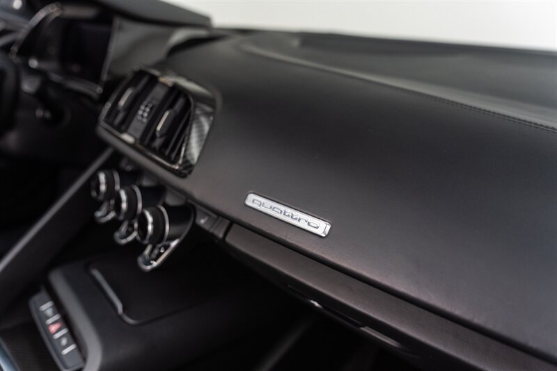 Used 2017 Audi R8 V10 AWD/4WD image 63