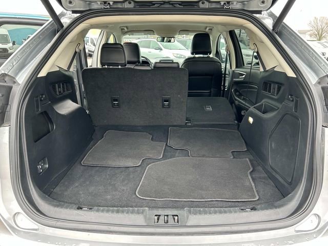Used 2024 Ford Edge Titanium image 12