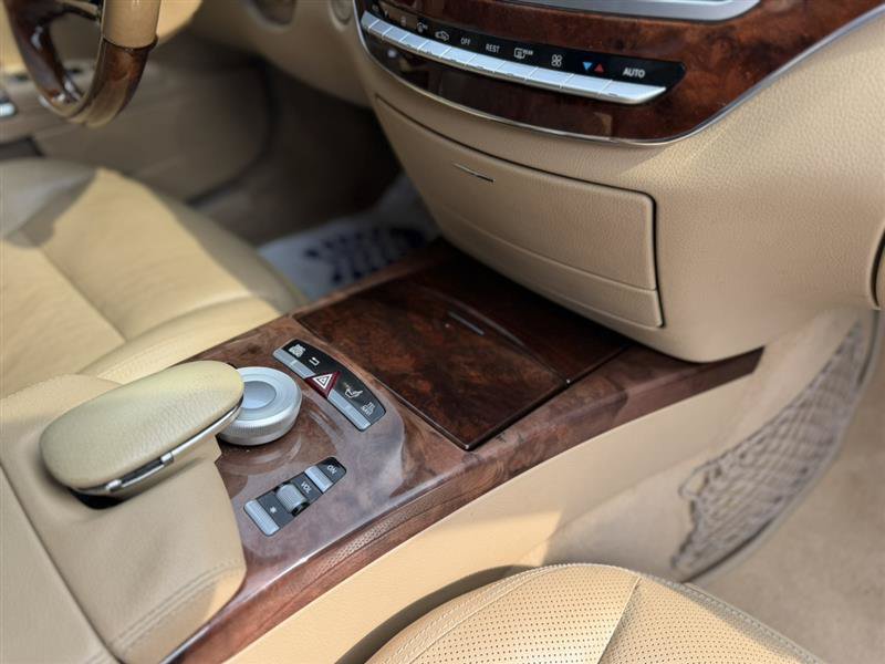 Used 2010 Mercedes-Benz S 550 image 30