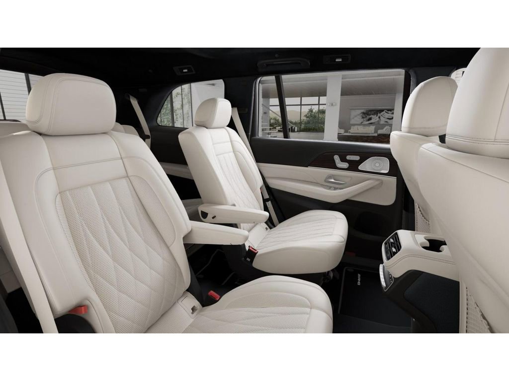 New 2026 Mercedes-Benz GLS 63 AMG 4MATIC image 5