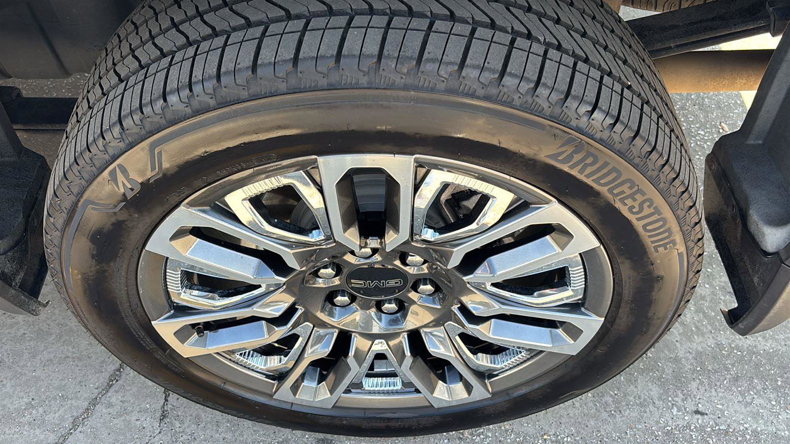 Certified 2024 GMC Sierra 1500 Denali Ultimate image 13