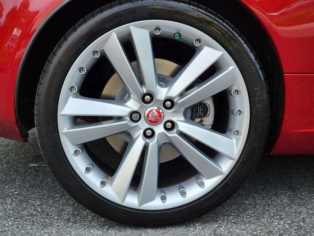 Used 2015 Jaguar XK Coupe RWD image 17