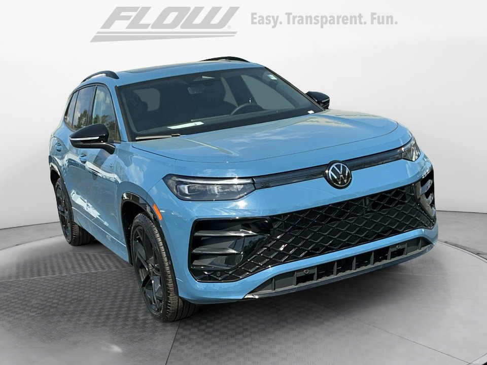 New 2026 Volkswagen Tiguan SE R-Line FWD image 1