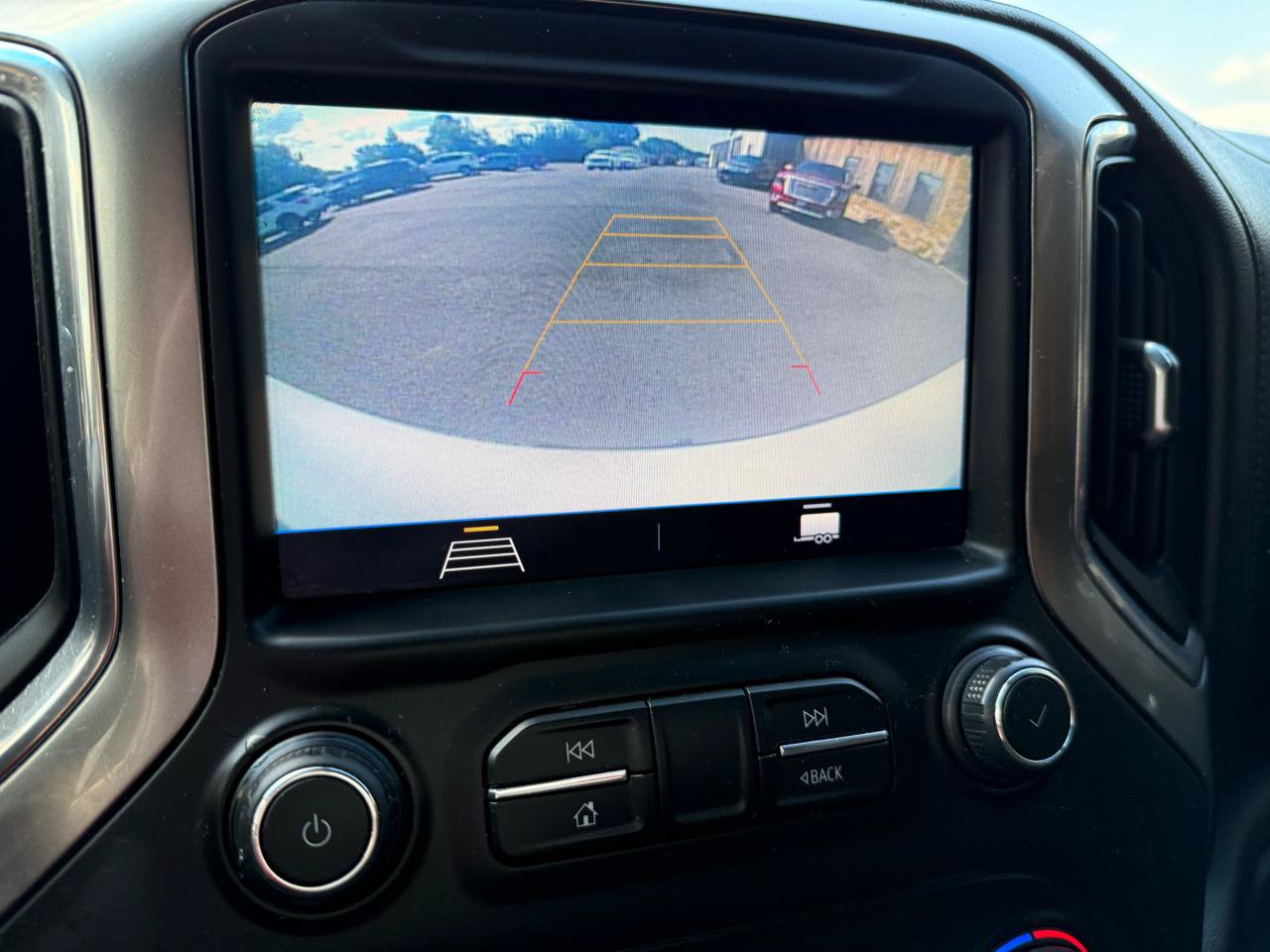 Used 2020 Chevrolet Silverado 1500 LT Trail Boss w/ Convenience Package AWD/4WD image 26