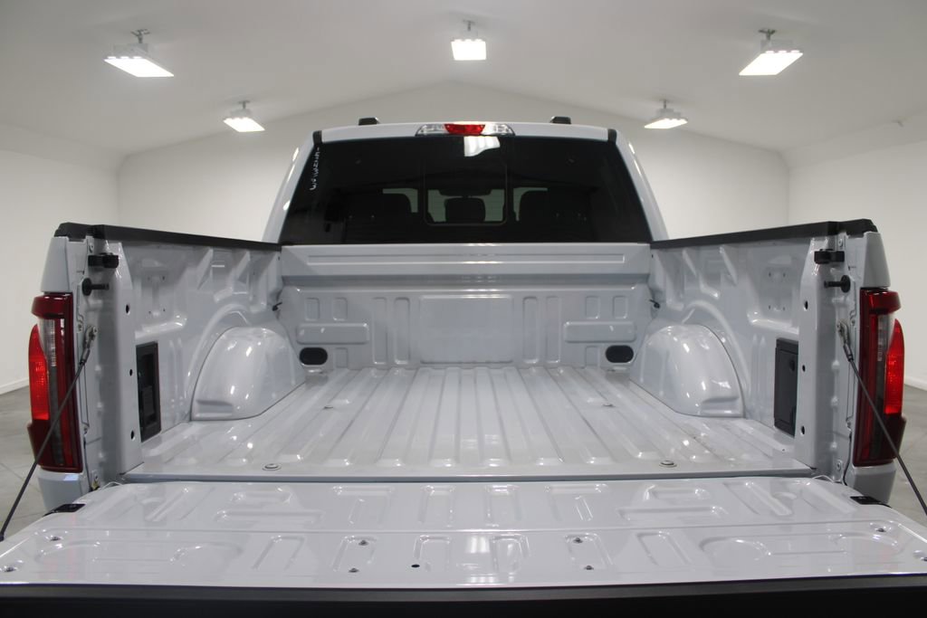 New 2025 Ford F150 XLT w/ Equipment Group 303A High image 16