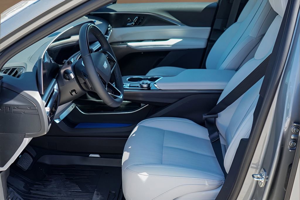 New 2026 Cadillac Lyriq Sport w/ LPO, Floor Liner Package image 10