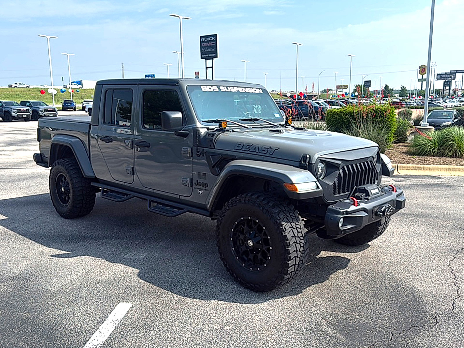 Used 2021 Jeep Gladiator Sport AWD/4WD image 4
