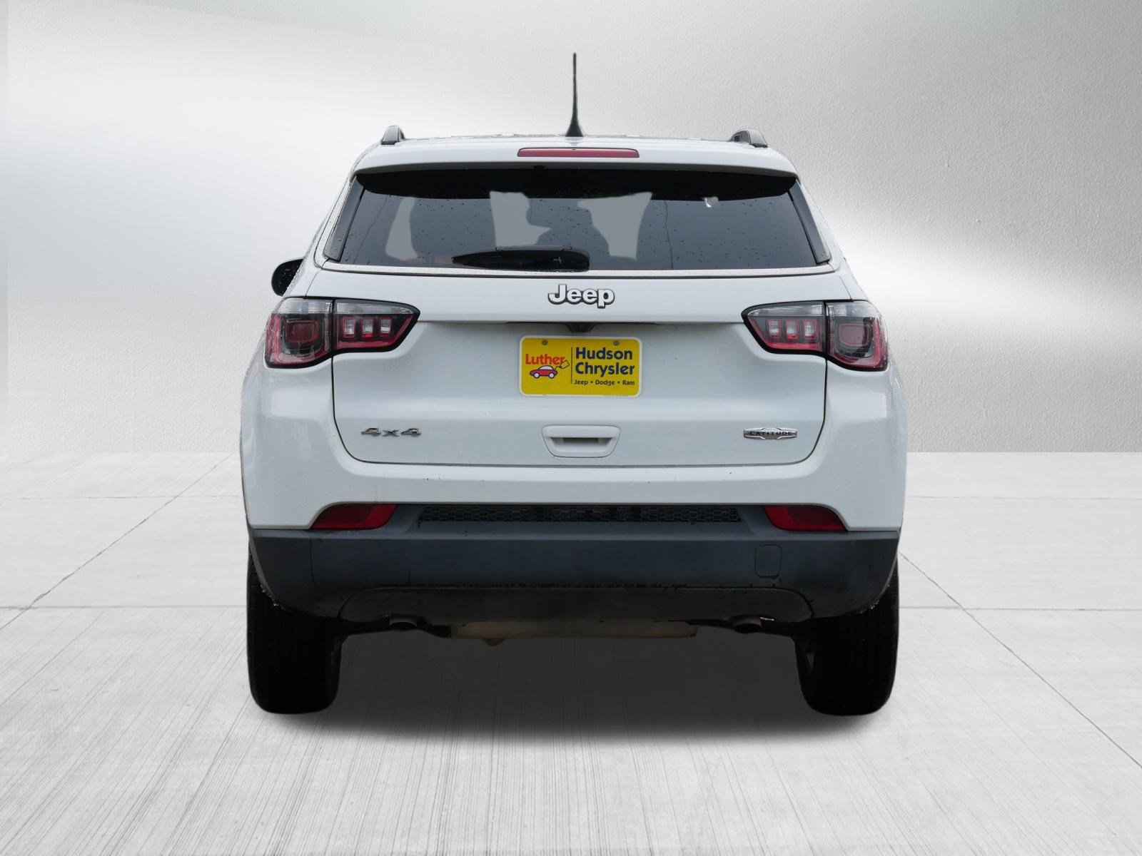 Certified 2024 Jeep Compass Latitude image 6