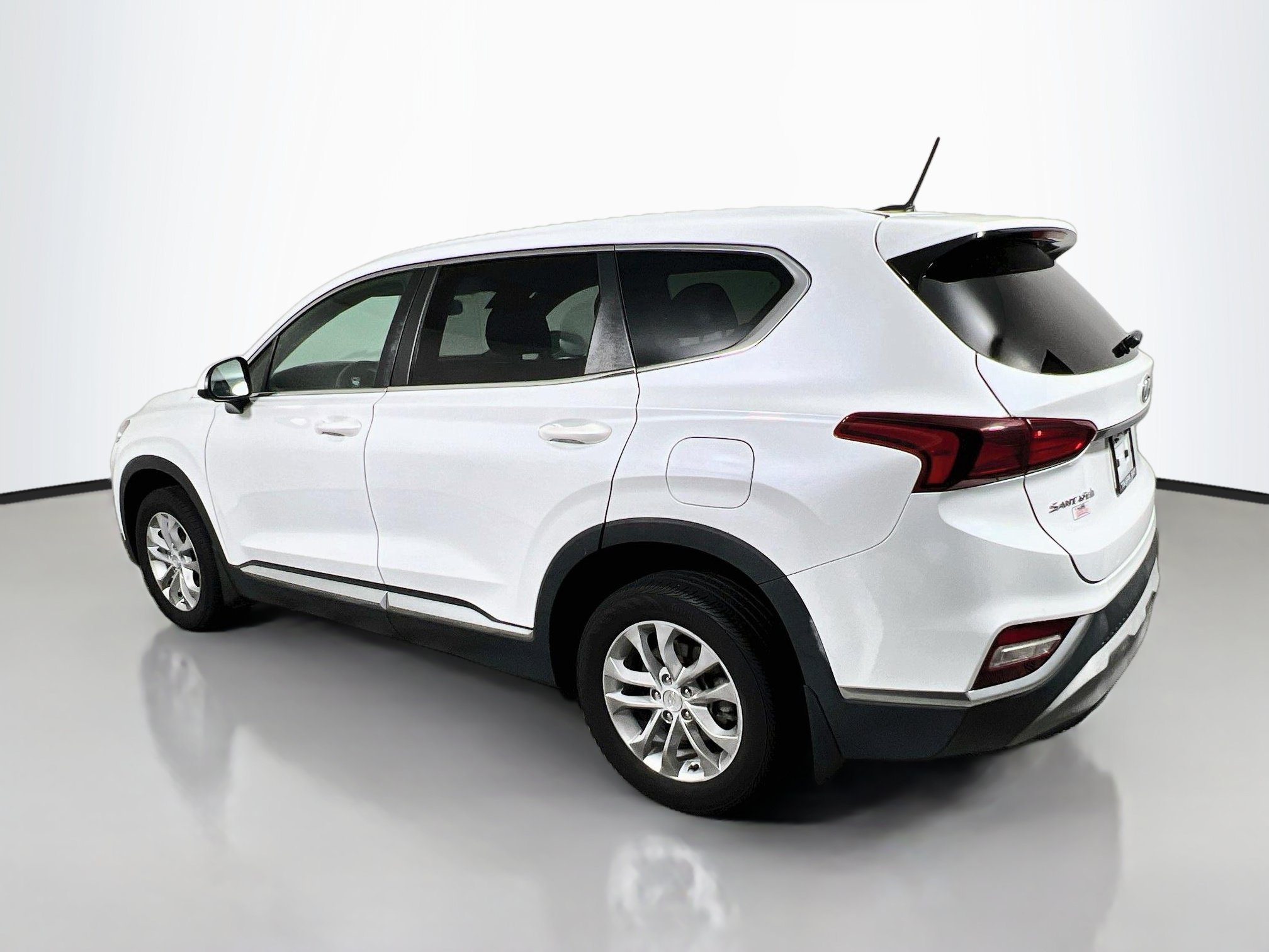 Used 2020 Hyundai Santa Fe SE FWD image 8