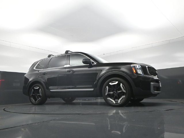 Used 2023 Kia Telluride EX AWD/4WD image 36