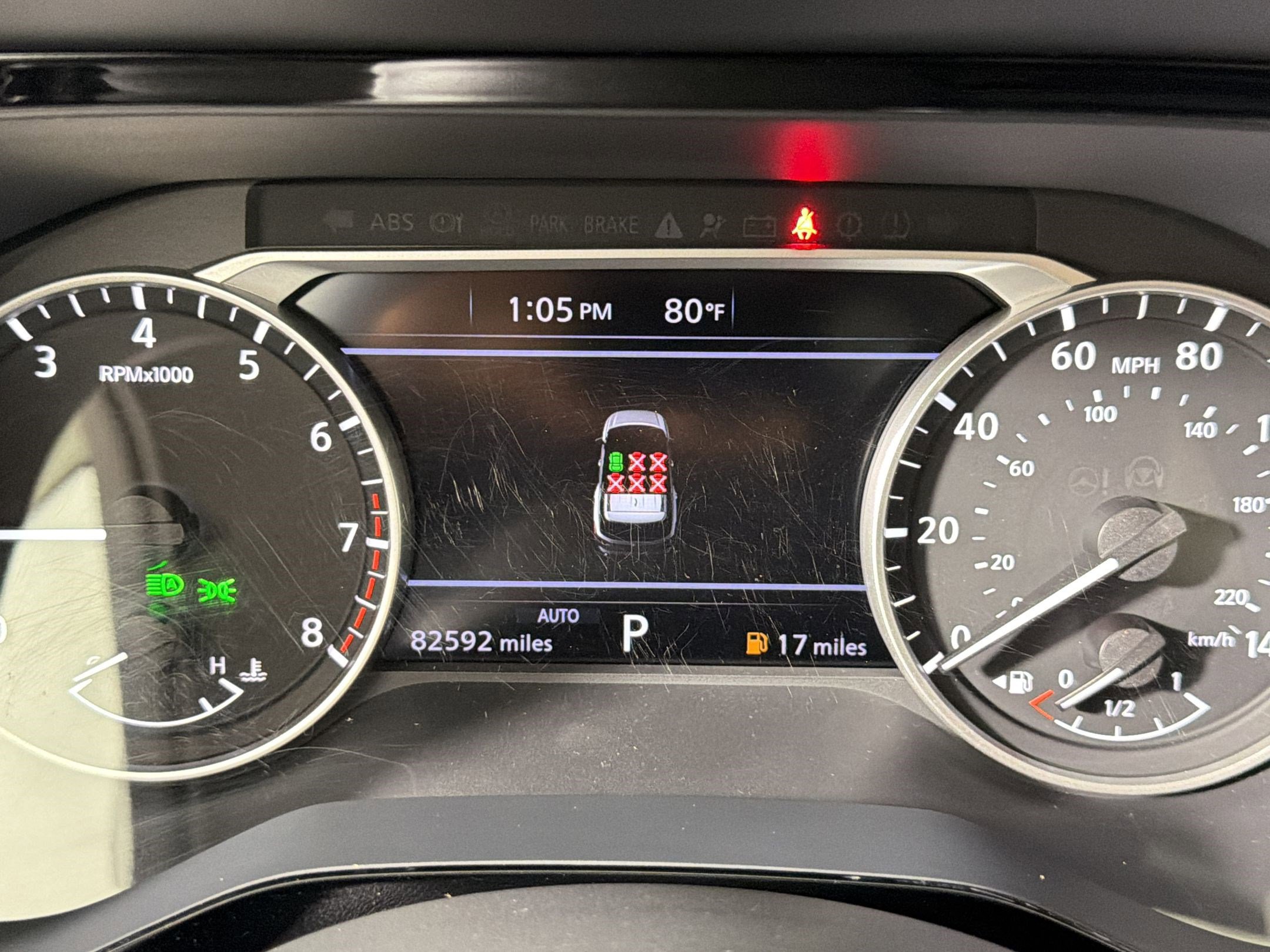 Used 2022 Nissan Pathfinder SV image 16