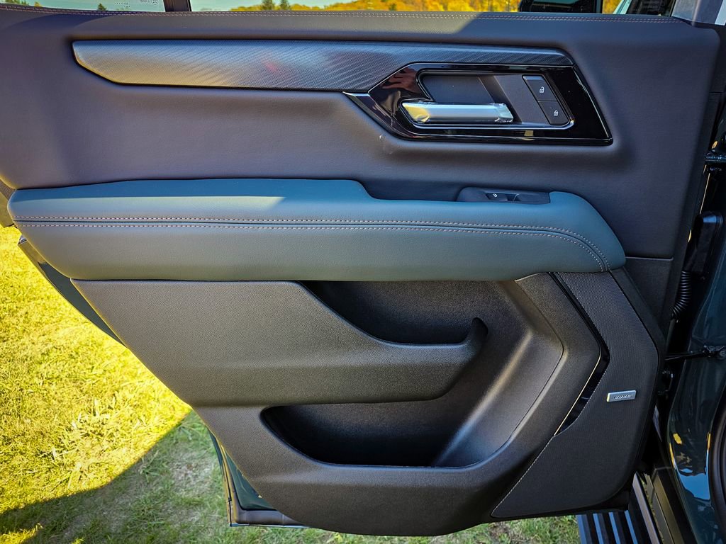 New 2026 GMC Yukon AT4 w/ AT4 Premium Plus Package image 35