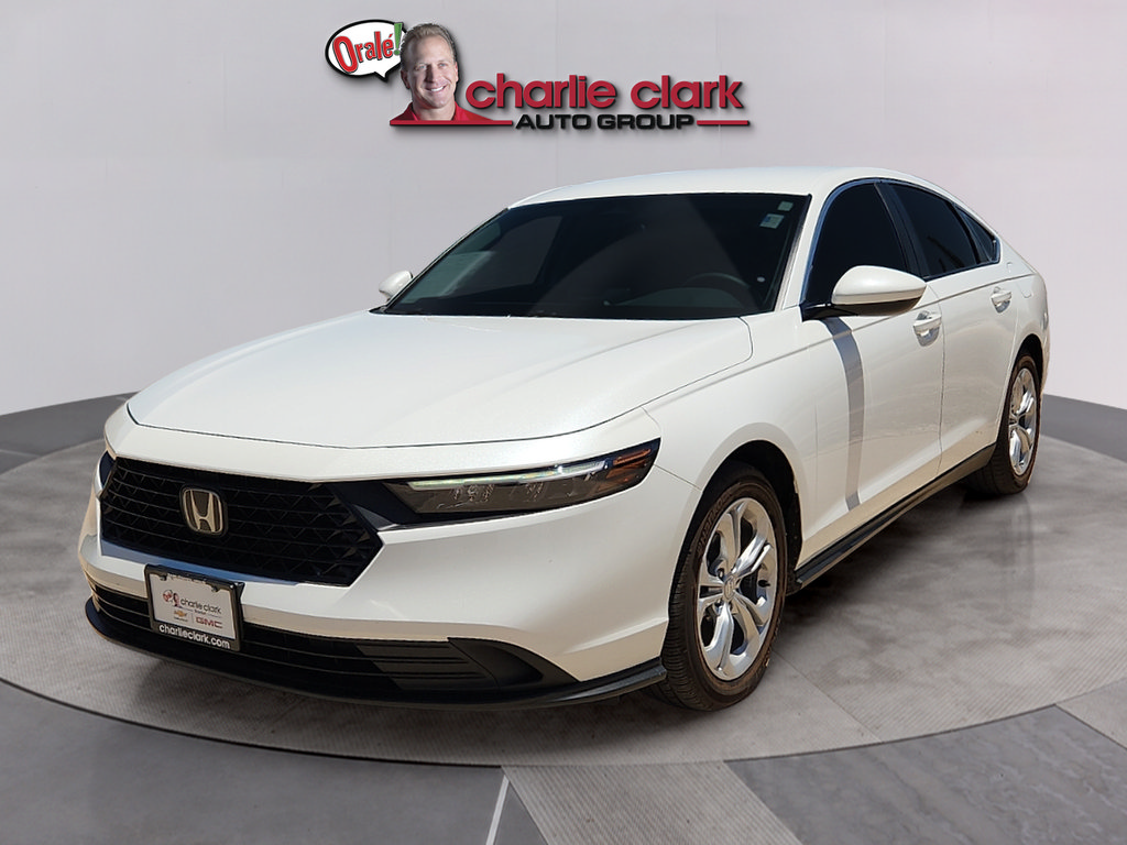 Used 2023 Honda Accord LX image 1