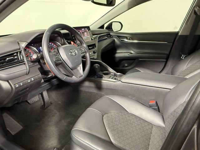 Used 2022 Toyota Camry XSE image 34