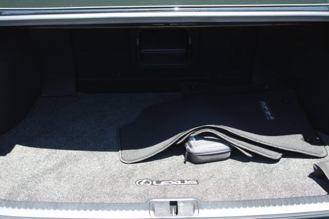Used 2024 Lexus ES 300h w/ Accessory Package (Z1) FWD image 36