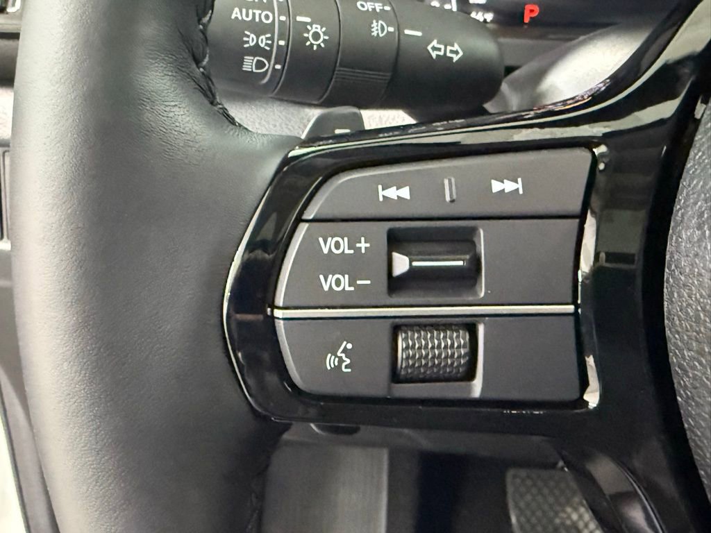 Used 2025 Honda Pilot Elite image 10