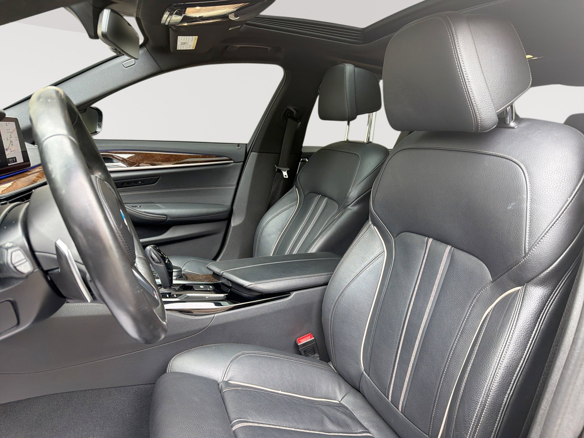Used 2019 BMW 540i xDrive w/ M Sport Package AWD/4WD image 13