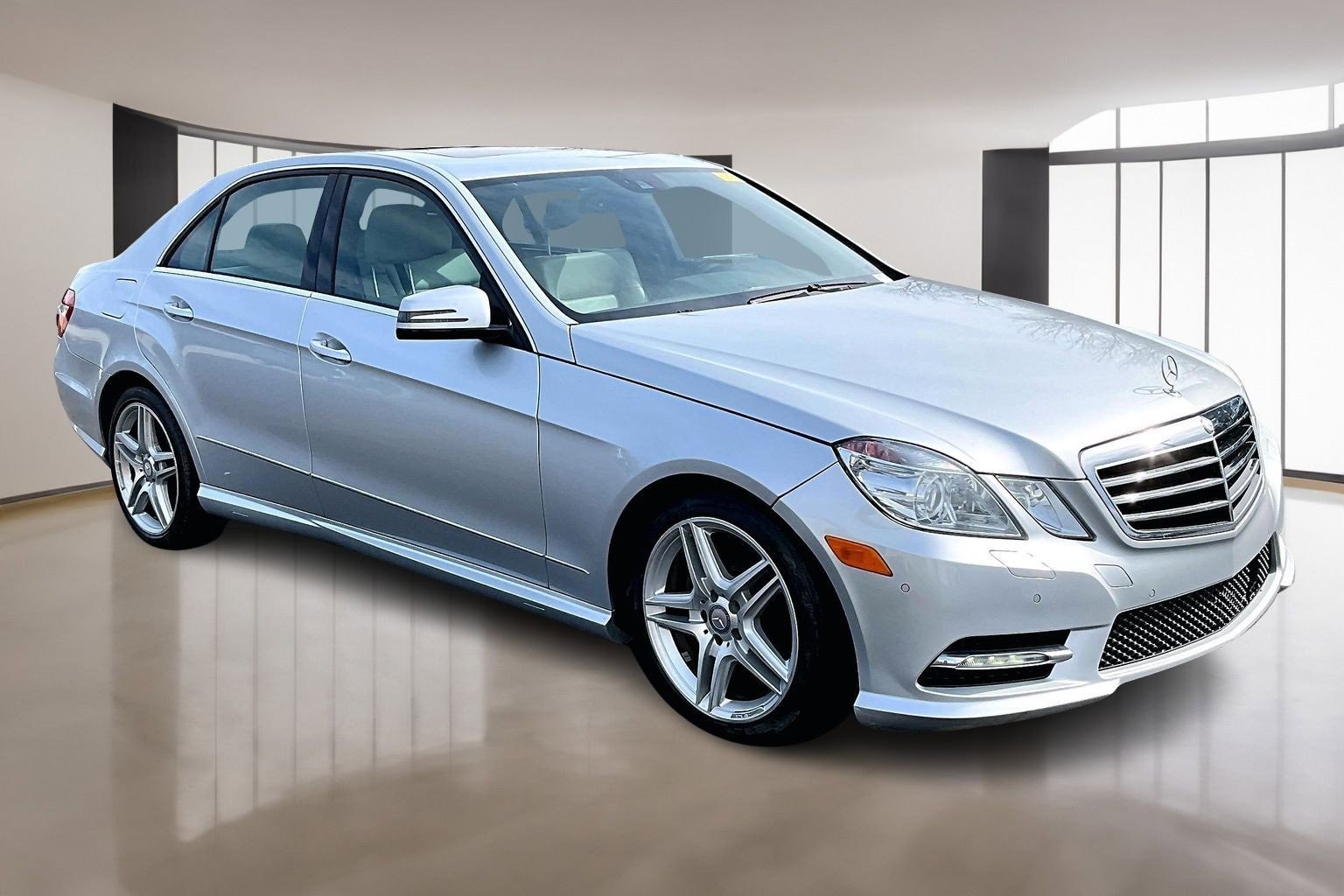 Used 2013 Mercedes-Benz E 350 E 350 image 1