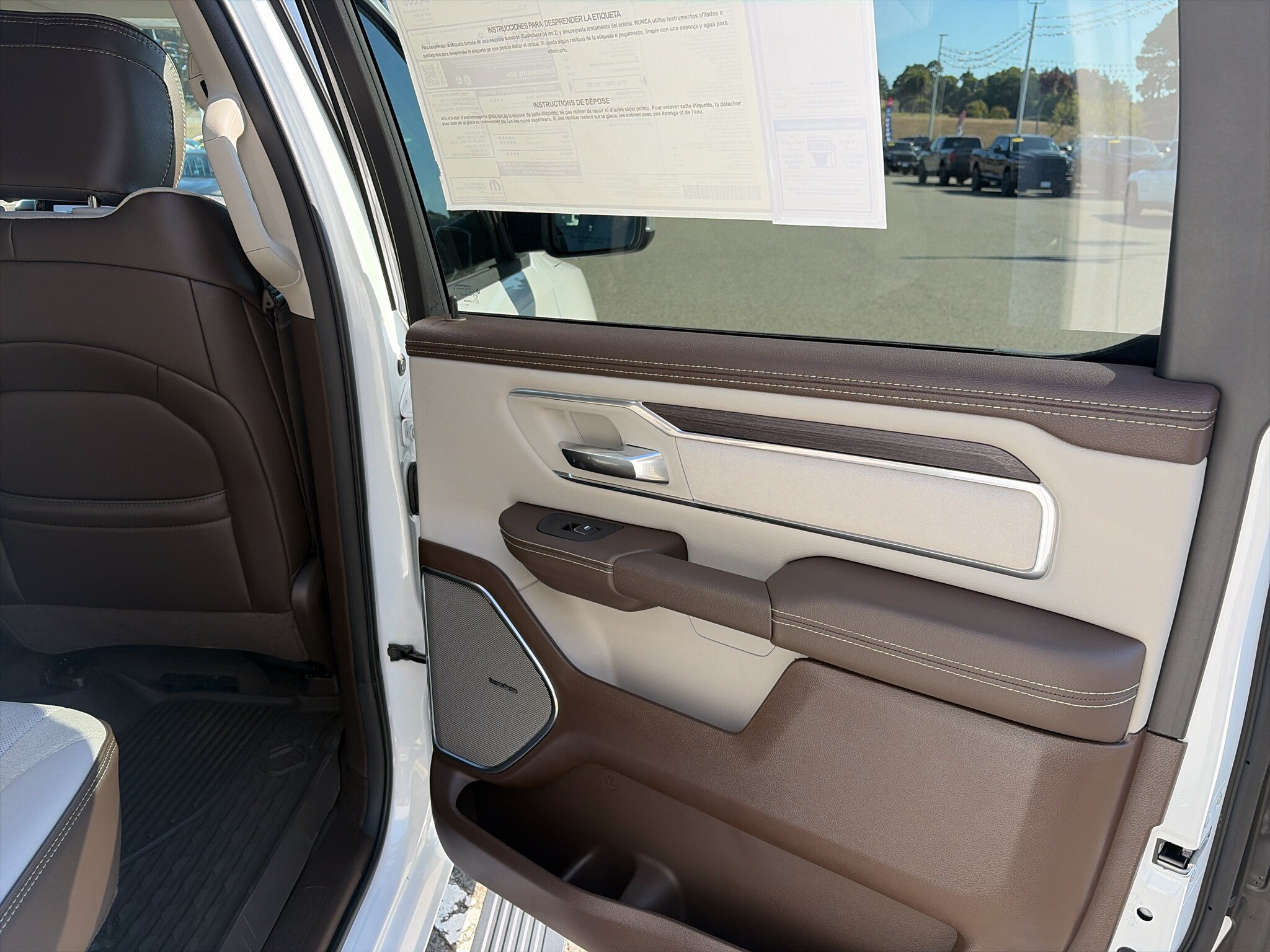 New 2026 RAM 1500 Laramie w/ Advanced Safety Group II AWD/4WD image 12