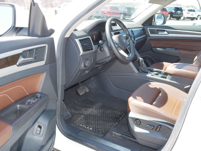 Certified 2023 Volkswagen Atlas SE image 12