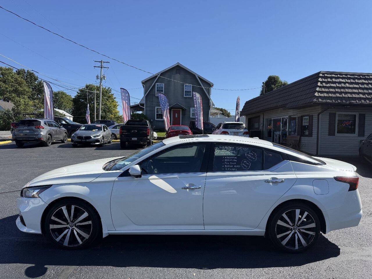 Used 2020 Nissan Altima 2.5 Platinum AWD/4WD image 3