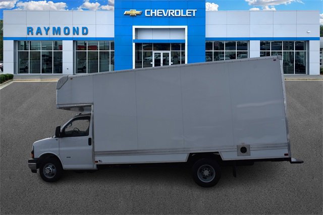 New 2025 Chevrolet Express 3500 w/ Power Convenience Package image 6