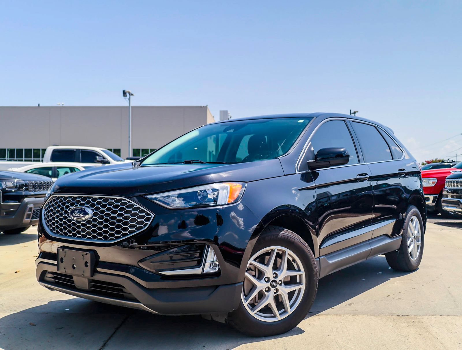 Used 2023 Ford Edge SEL w/ Convenience Package