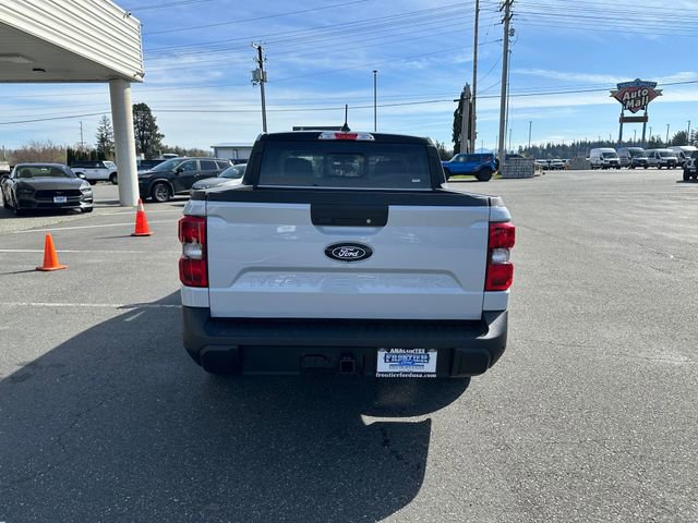 New 2026 Ford Maverick Lariat w/ Black Appearance Package image 3