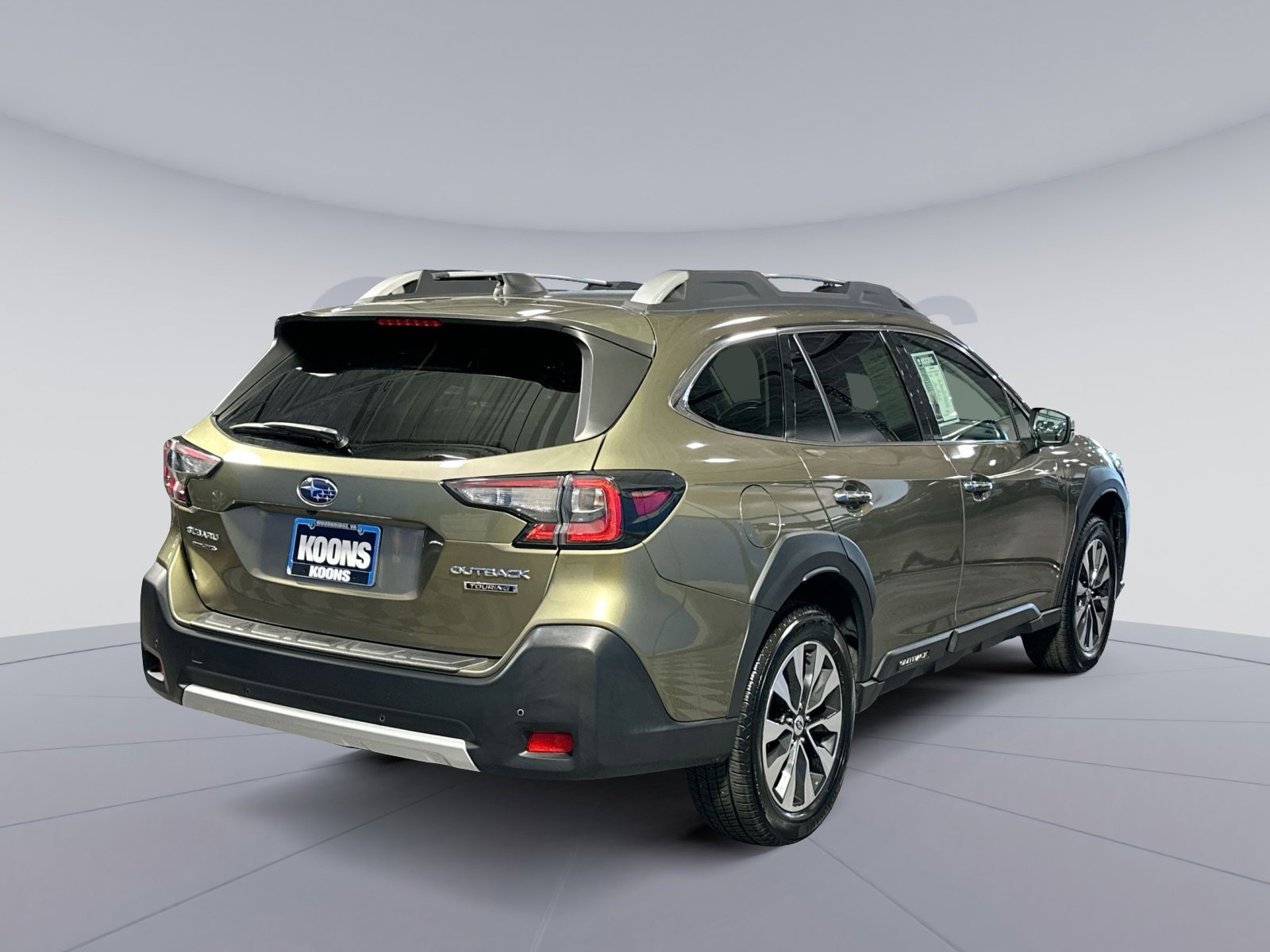 Used 2023 Subaru Outback Touring image 7