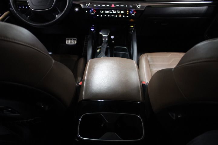 Used 2022 Kia Telluride SX w/ SX Prestige Package image 34